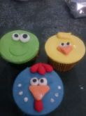 Cupcakes Galinha Pintadinha